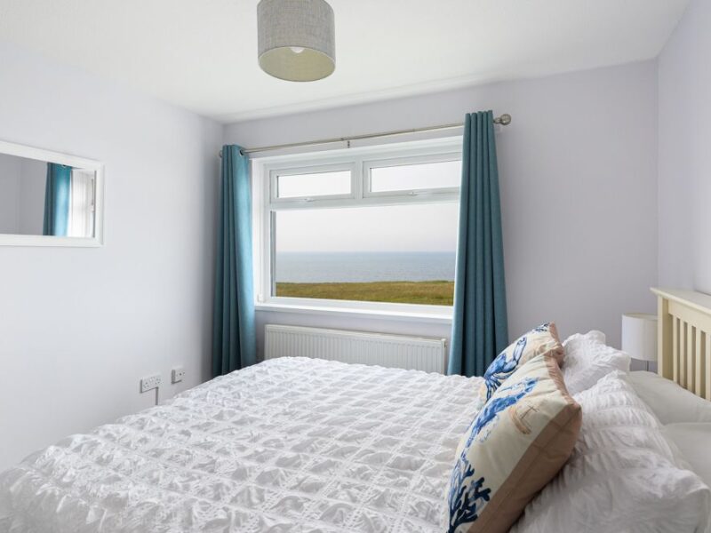 17 Coastline Court - Newquay - Sleeps 4