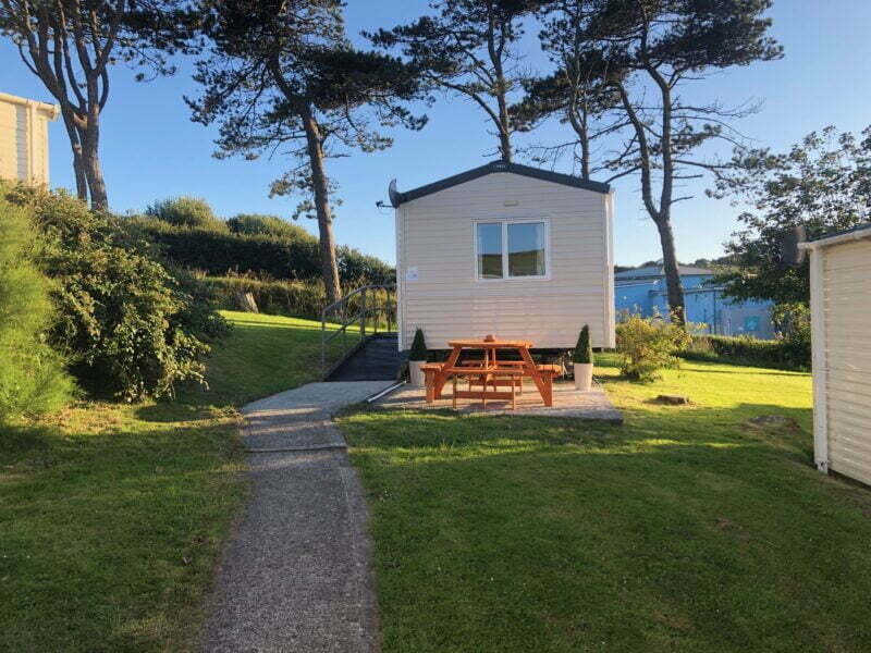 2 Bedroom Caravan Near Porth Beach