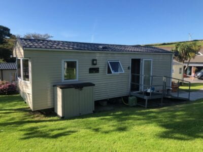 2 Bedroom Caravan Near Porth Beach