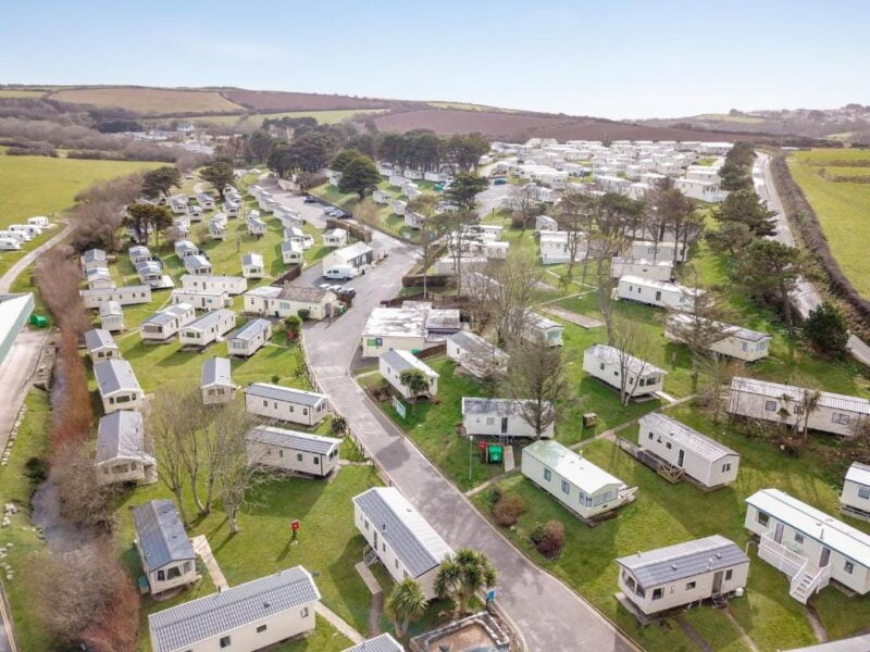 2 Bedroom Caravan Near Porth Beach