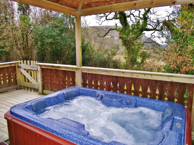 Heronstone Lodges - Kestrel Lodge No. 5 (Hot Tub)