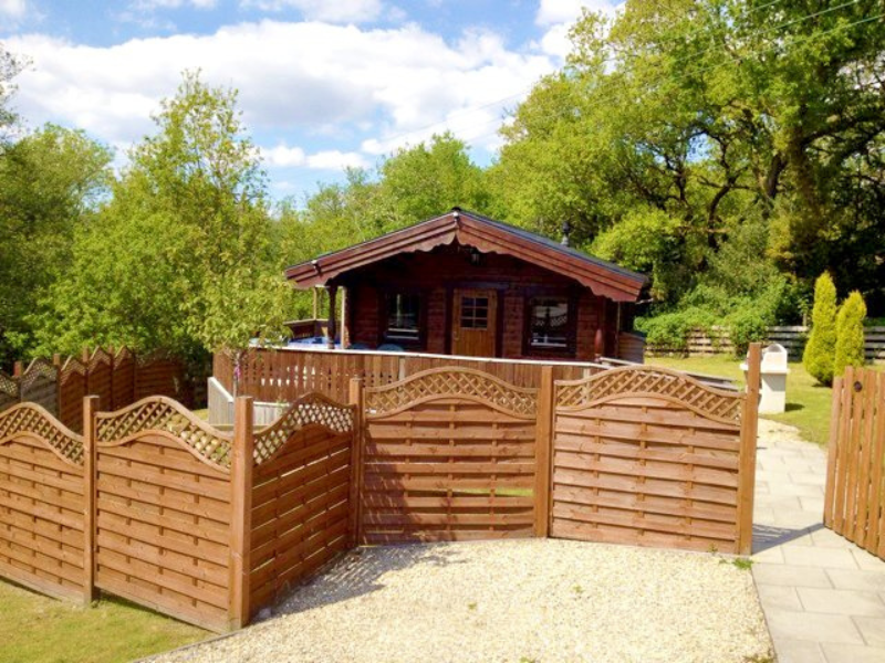 Heronstone Lodges - King Fisher Lodge No. 15 (Hot Tub)