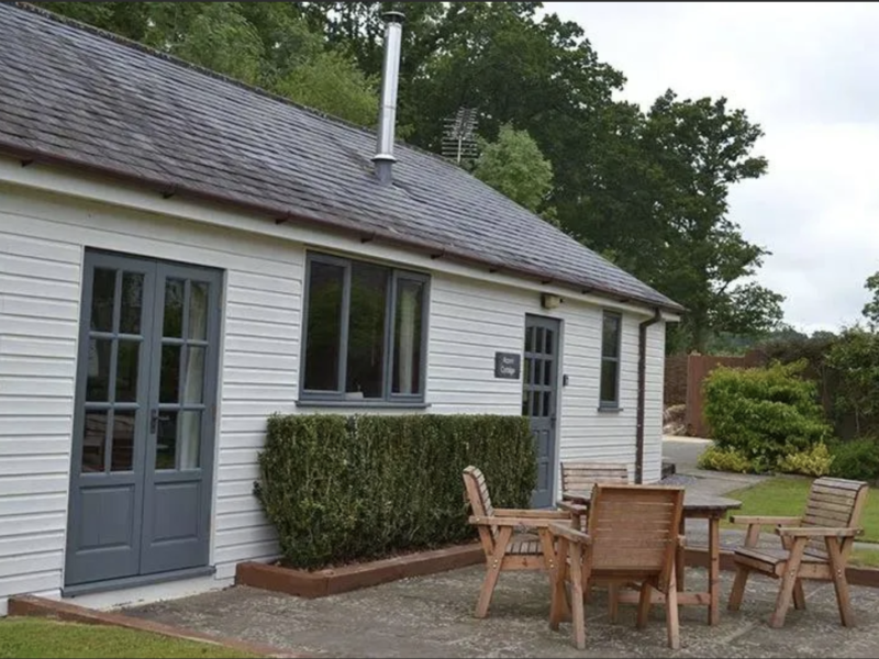 Little Dunley Holiday Cottages - Acorn Holiday Cottage - Devon